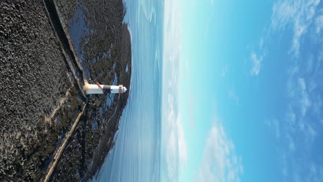 Rosses-Point-Lighthouse-Dynamic-Vertical-Shot