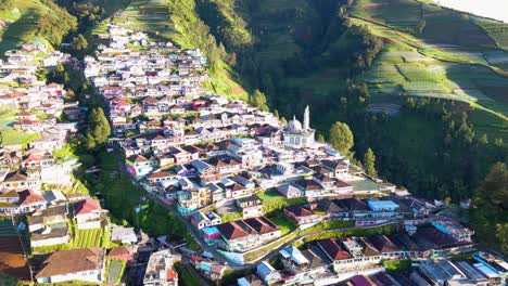 Aerial-view-of-country-houses-built-on-the-slopes-of-the-mountain