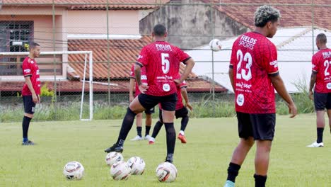 Paranoa-Ec-Fußballmannschaftstraining---Zeitlupe