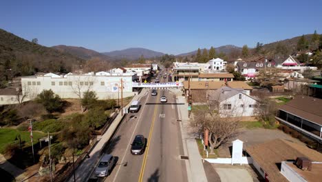 aerial-over-mariposa-california-in-4k