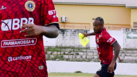 Futbolistas-Profesionales-En-Un-Ejercicio-De-Velocidad---Cámara-Lenta