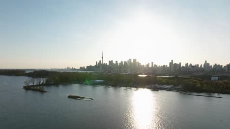 Tommy-Thompson-park-in-Toronto,-Ontario,-Canada,-Distant-view-on-the-city,-distant-orbit