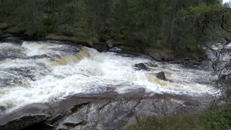 Crazy-river-in-Norway.-Slowmotion