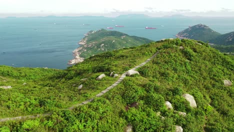 Hiking-Path-in-the-countryside-of-Lamma-Island,-Hong-Kong,-Asia
