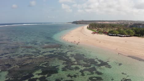 Filmische-überführung-Nusa-Dua-Bali-Indonesien-Exotischer-Strand