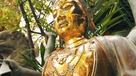 Statue-of-goddesses-in-Sri-Lanka-Buddhist-temple