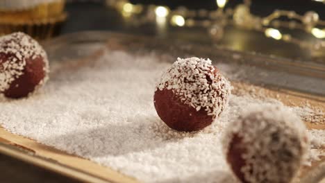 Slowmotion-chocolate-truffles-rolling-in-coconut-flakes