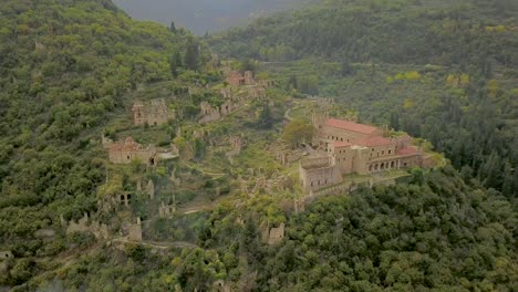 Drone-footage-of-Mystras-monastery.-Peloponnese,-Greece