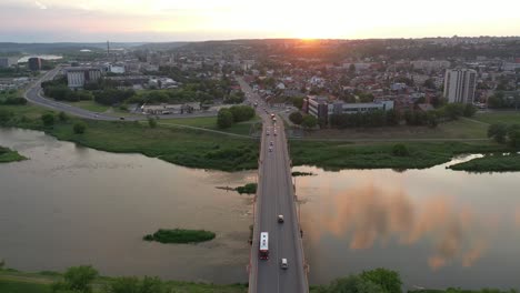 Bridge-over-the-Neris-river-in-Kaunas,-Lithuania