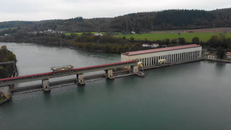 Rheinwasserkraftwerk-Fliegt-Mit-30fps-4k