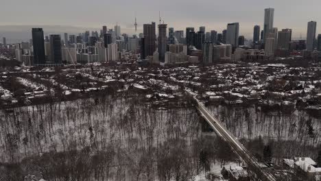 Puente-Rosedale,-Toronto
