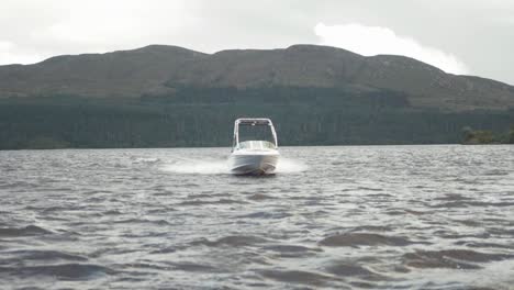 Speed-boat-tracking-shot-on-lake