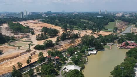 Merdaka-Es-Un-Parque-De-Johor-Bahru-En-Malasia