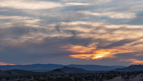 Sonnenuntergang-In-Der-Mojave-Wüste-Im-Zeitraffer