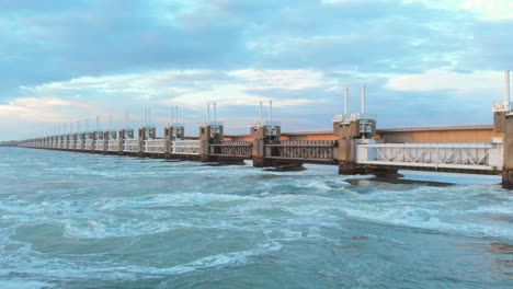 The-stormsurge-barrier-locks-at-low-tide-in-the-south-west-of-the-Netherlands