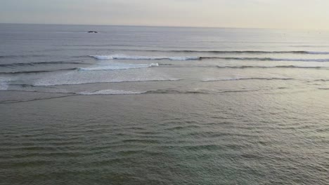 The-surf-spot-of-Pantai-Seger-in-Kuta,-Lombok