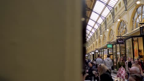 Royal-Arcade,-Melbourne,-Julio-De-2019-Histórico-Edificio-De-Galería-Comercial-En-Melbourne---Atracción-Turística-Popular-En-Melbourne