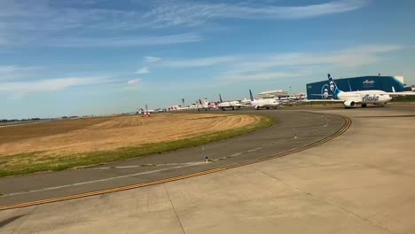 Rush-hour-traffic-at-the-Seattle-International-Airport