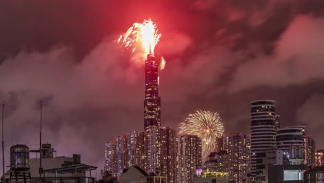 Time-Lapse-of-Fireworks-to-Celebrate-Vietnam-National-Day