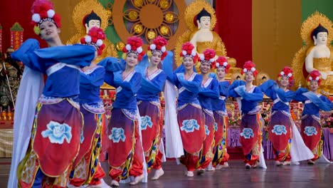 Chinese-ancient-Costume-clothes-fairy-group-dance