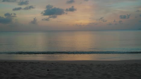 Zeitraffer-Sonnenuntergang-In-Der-Karibik