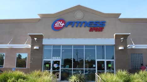 24-Hour-Fitness-Wide-Establishing-Shot