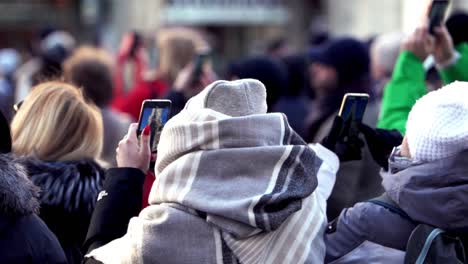 Slow-motion-closeup-of-tourist-woman