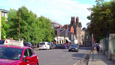 Cambridge-England,-circa-:-Street-with-college-view-in-Cambridge,-UK