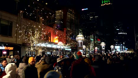 Crowd-walking-in-the-16th-street-of-Denver