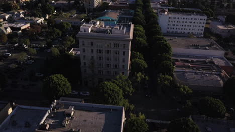 Bank-of-America-Building-Whittier,-California,-Aerial-parallax-shot