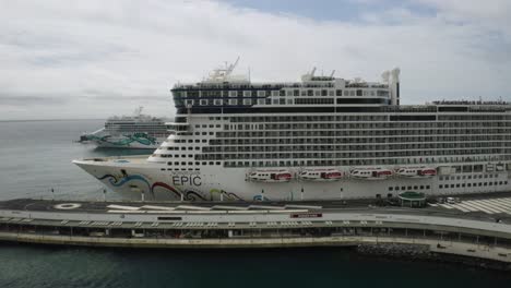 Norwegian-Epic-Cruise-ship-docked-in-Ponta-Delgada