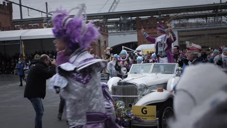 Yvan-the-carneval-prince-in-car-and-taking-part-to-parade