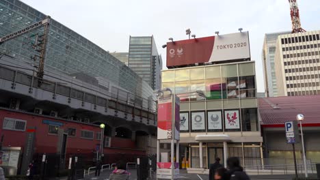 The-newly-renovated-Tokyo-Olympic-Games-advertising-building-in-Ginza,-Tokyo,-Japan---steady-shot