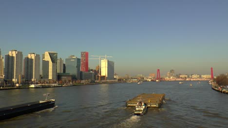 Die-Skyline-Von-Rotterdam-Mit-Der-Willemsbrücke