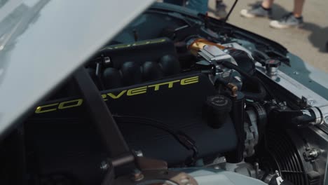 Arc-Shot-Revealing-a-Corvette-Engine-at-Drift-Con-Car-Show
