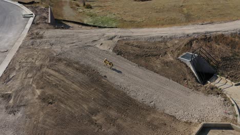 Trimble-Spot-does-autonomous-scanning-on-gravel-hill---road-construction