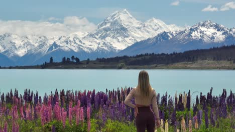 Woman-taking-in-magical-Alpine-view-in-New-Zealand-with-Mount-Cook
