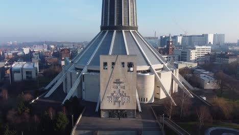 Liverpool-Metropolitan-Cathedral-Antenne-An-Der-Vorderseite-Des-Gebäudes