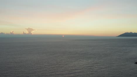 Sonnenuntergang-über-Dem-Ostchinesischen-Meer-Von-Yakushima-Japan-Aus-Gesehen