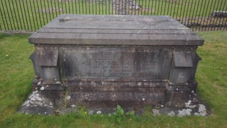 A-close-up-shot-of-the-tomb-of-King-James-III-of-Scotland