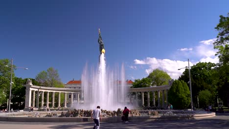 Soviet-war-memorial-in-Vienna,-Austria-on-clear-day-with-few-people