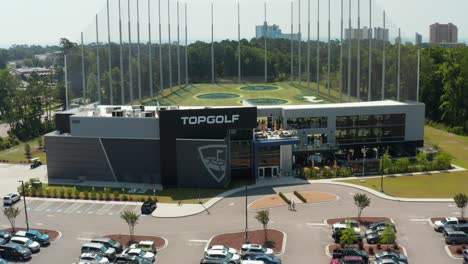 Topgolf-Außengebäudeantenne-Des-Globalen-Sportunterhaltungsunternehmens