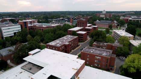 Antenne-Von-Gebäuden-Auf-Dem-Campus-Der-Universität-Von-Kentucky-In-Lexington,-Kentucky