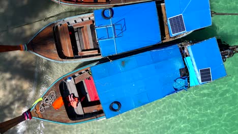 Docked-Boats-in-Koh-Tao-Beach---Thailand