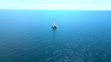 A-boat-sailing-in-the-beaches-of-Koh-Lanta-in-Thailand