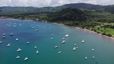 marina-for-boats-on-the-Costa-Rican-coast,-anchored-boats