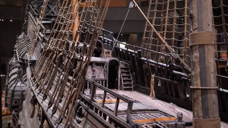 Mast-Of-The-Capsized-And-Sank-Warship-In-Vasa-Museum,-Stockholm,-Sweden