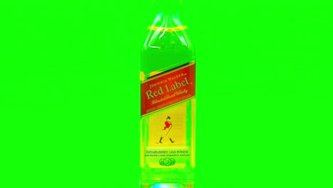 El-Sabor-Deslumbrante-De-La-Mezcla-Líder-De-Whisky-Escocés-De-Alcohol-Más-Popular-En-Todo-El-Mundo-Por-Su-Exquisito-Sabor-La-Botella-En-Miniatura-De-Johnnie-Walker-Etiqueta-Roja-Para-Un-Trago-Rápido-En-La-Carrera-Revelada