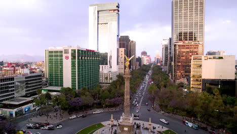 Orbital-view-of-angel-de-la-independencia-at-paseo-de-la-reforma-in-mexico-city