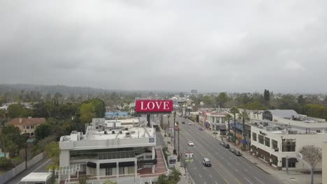 Cartelera-De-Amor-Que-Difunde-Un-Mensaje-Positivo